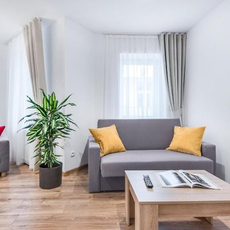 Old Town Apartments - B12 Krasków Εξωτερικό φωτογραφία